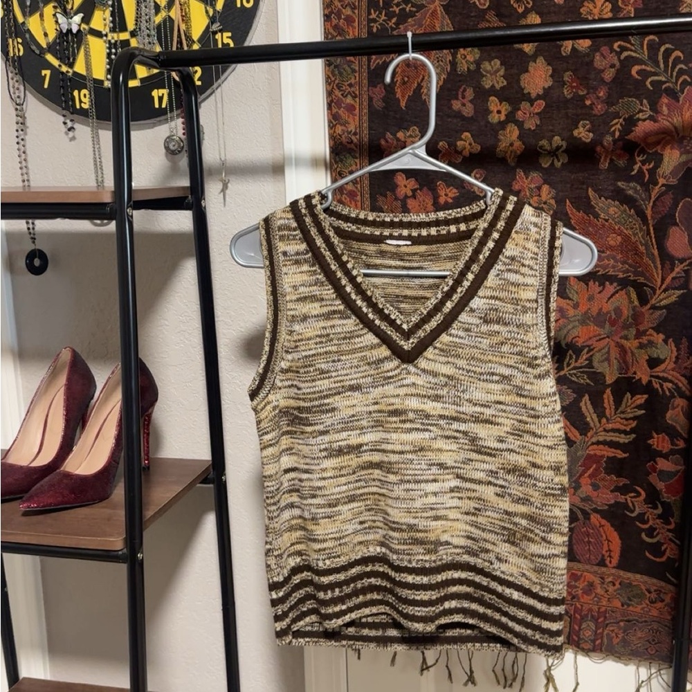 Brown and Cream Knit Sleeveless Top